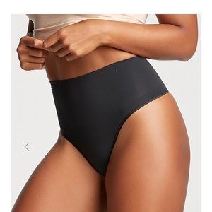 Yummie Ultralight Seamless Shaping Thong